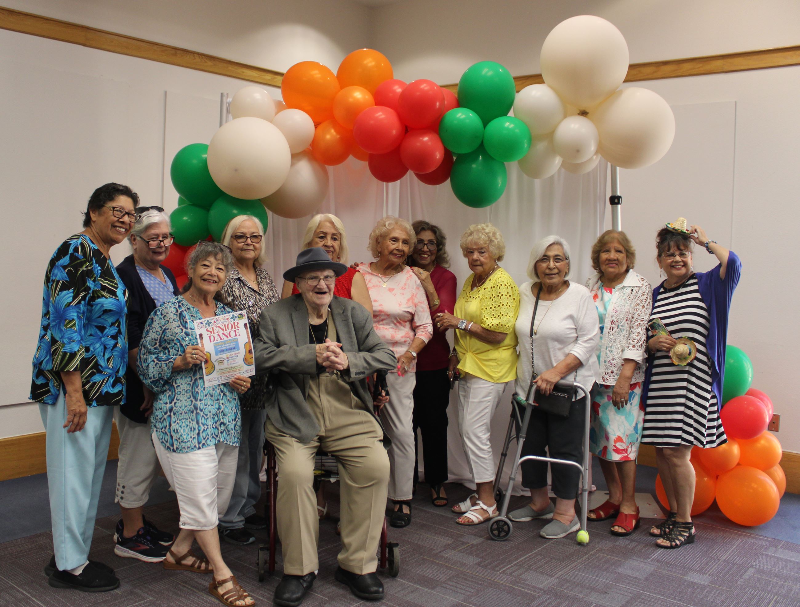 big group in photo booth